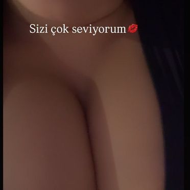 Elif KARAARSLAN - Ücretsiz Türk İfşa İçeriği 37