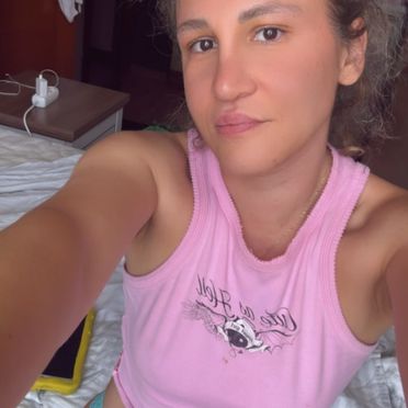 Özlem Aksu - Ücretsiz Türk İfşa İçeriği 3