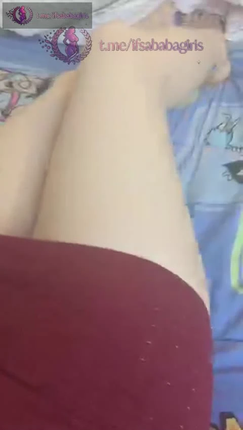 Lezbiyenler müzik eşliğinde takılıyor